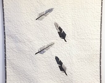 Wall quilt "Feathers"