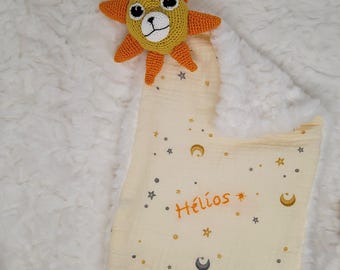 Soft swaddle blanket featuring Sunny, the bow of the One Piece ship, ideal baby gift for One Piece fans