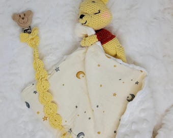 Soft swaddle blanket with crocheted teddy bear, ideal for baby shower gifts, newborn photoshoots, baby room decoration...