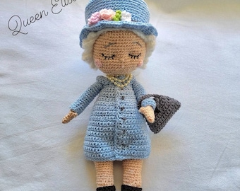 crocheted doll Queen Elisabeth