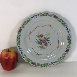 18th C Chinese Export Porcelain Pate with Flower Bouquet Decoration