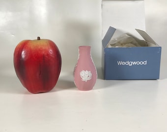 Wedgwood Pink Jasperware Floral Swirl 2 7/8&quot; Perfume Bottle Miniature Vase
