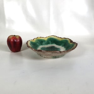 19th C. English Majolica Serving Bowl with Begonia Leaf