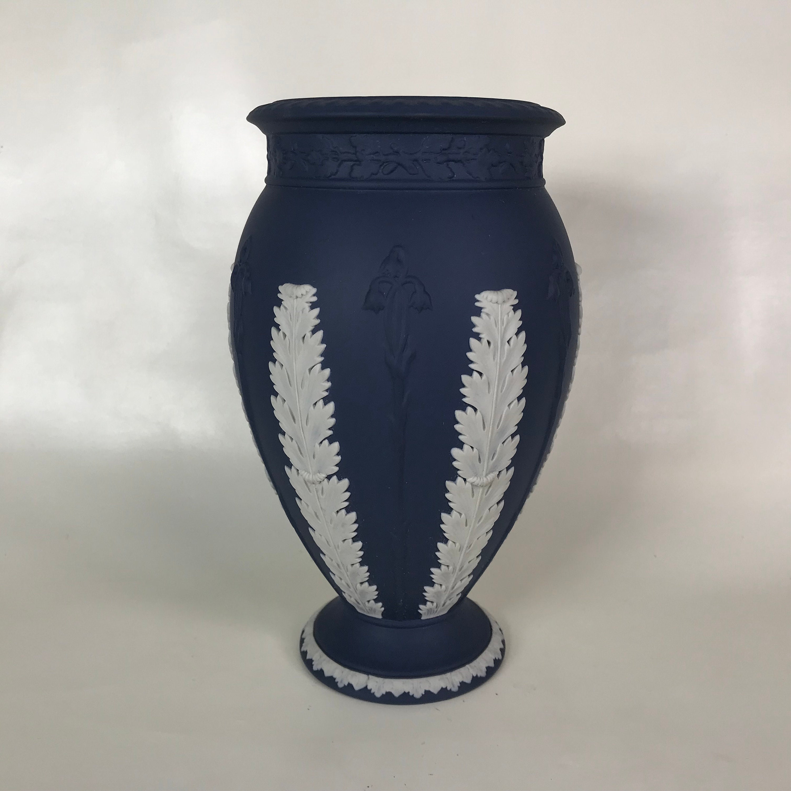 ヴィンテージ ウェッジウッド ミッドナイトブルー ジャスパーウェア