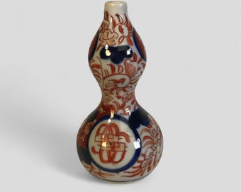 Antique Japanese Imari Porcelain Bud Vase