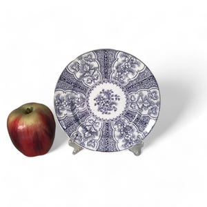 Ca. 1840 English Purple Transferware Dessert Plate Water Lily