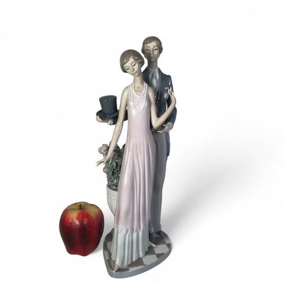 Large Lladro High Society Figurine #1430 - Etsy