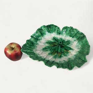 Large Italian Majolica Leaf Serving Bowl