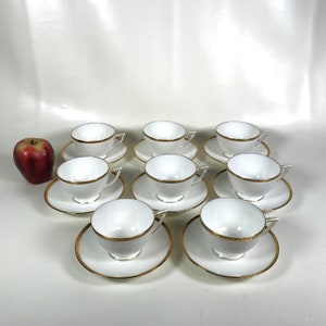 Set of 8 Minton &quot;Golden Heritage&quot; Teacup & Saucer