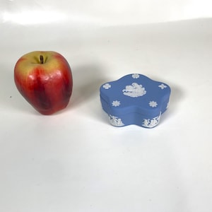 Vintage Wedgwood Solid Blue Jasperware Dresser Box