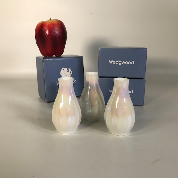 Set of 3 Wedgwood Luster ware Iridescent Swirl 3.5" Perfume Bottle Portland Vase W/ Box