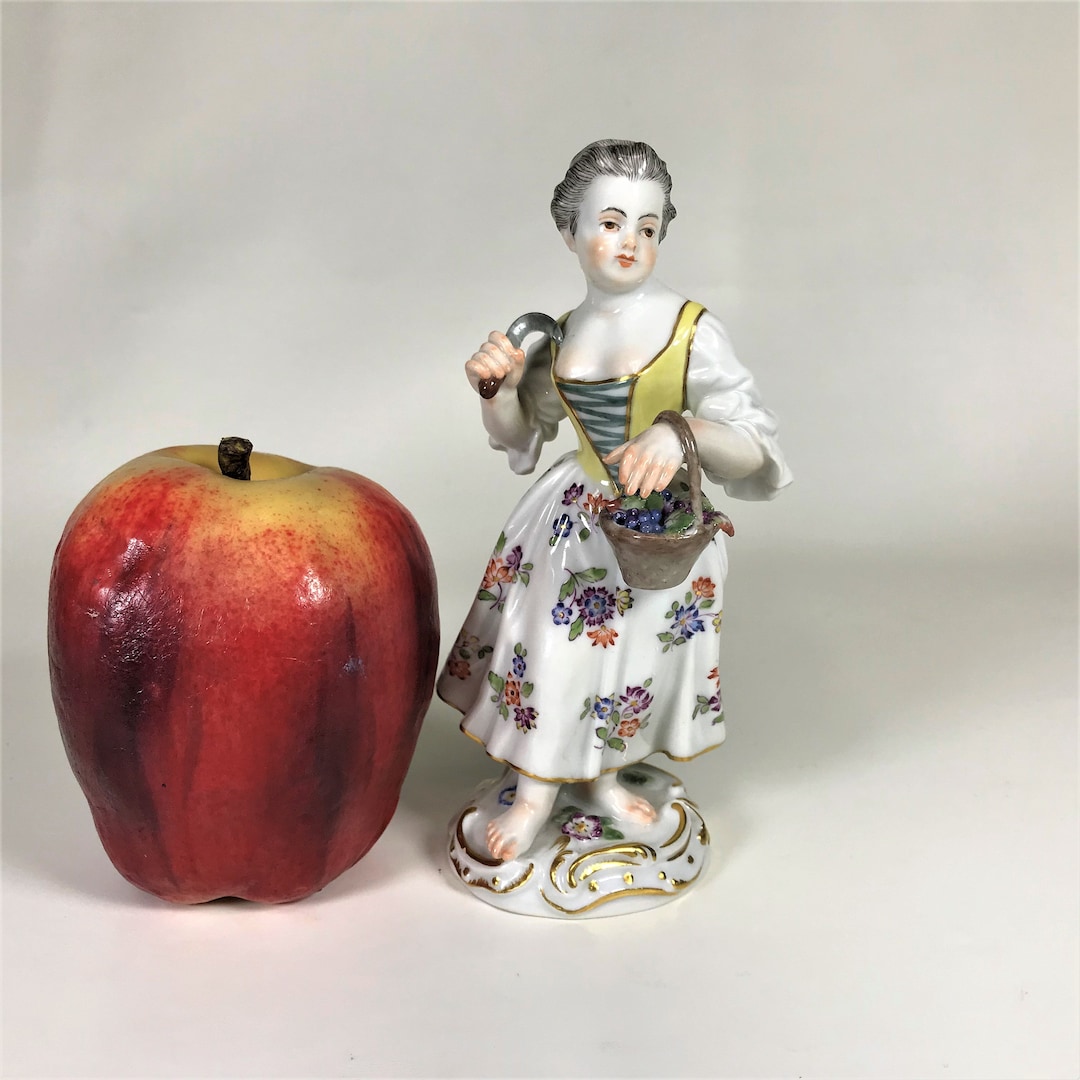 マイセン 人形 葡萄を持つ少年 マイセン ガーデナーの子供達 葡萄と