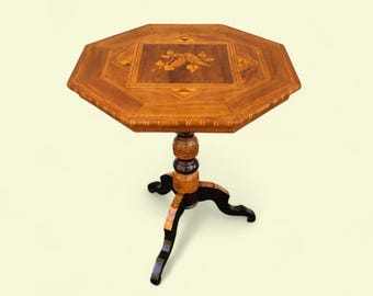 Fine 19th C. Italian Marquetery Tilt-top Occasional Table