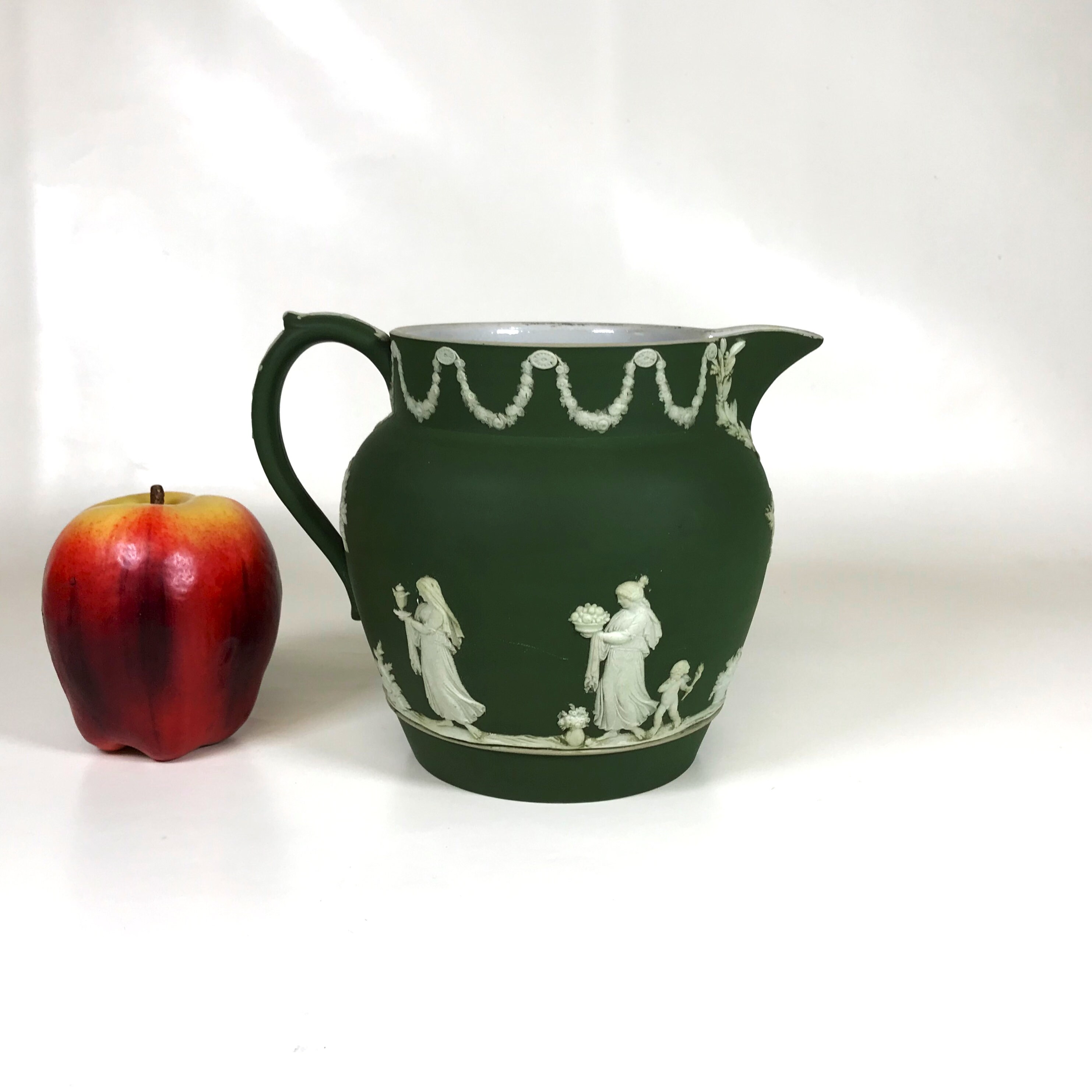 ウェッジウッド　1900年頃製造　ディップドブルー　ジャスパーウェア　ピッチャー ウェッジウッド 1900年頃製造 ディップドブルー ジャスパーウェア