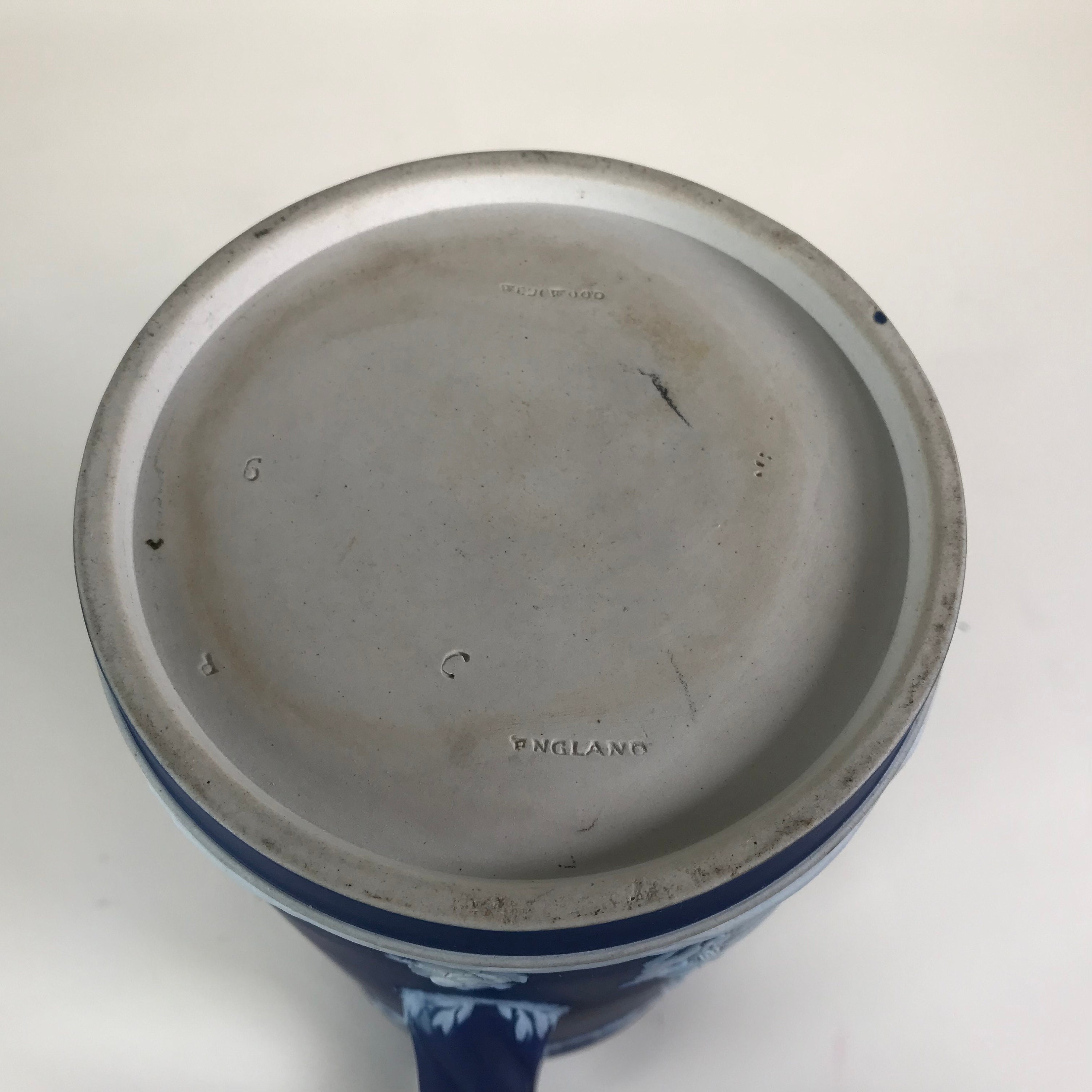 ウェッジウッド　1900年頃製造　ディップドブルー　ジャスパーウェア　ピッチャー ウェッジウッド 1900年頃製造 ディップドブルー ジャスパー