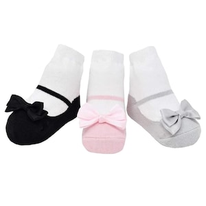 Baby Girl Socks that look like shoes- 0-12 Months -Anti slip-Soft Cotton - 3 Pairs - Baby Shower Gift - Gift Pouch - LITTLE PRETTIES