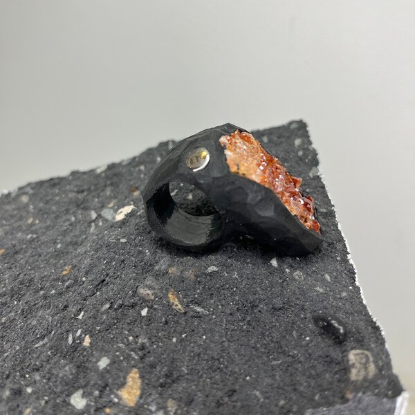 Long bar Ceramic Band Ring with Genuine Vanadinite Gemstone Ring