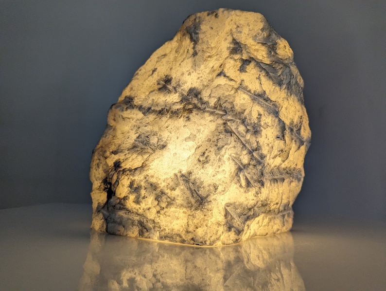 Lampe en roche d'albâtre image 4