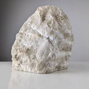 Alabaster Rock Lamp image 2