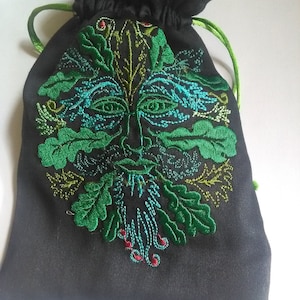 Sac de tarot brodé homme vert / pochette rune / sac de dés / oracle / cristaux