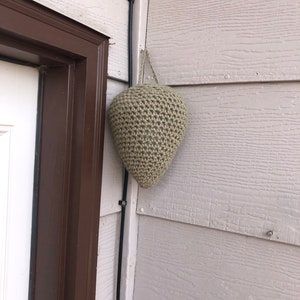 Crochet Wasp Nest image 2