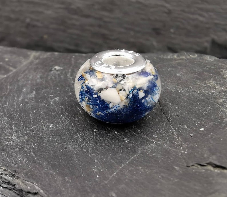 Cuentas conmemorativas de 16 mm de tamaño, rellenas de pelo, cenizas o cordón umbilical; cuenta con nombre; joyería con pelo de mascota; recuerdo personalizado. imagen 11