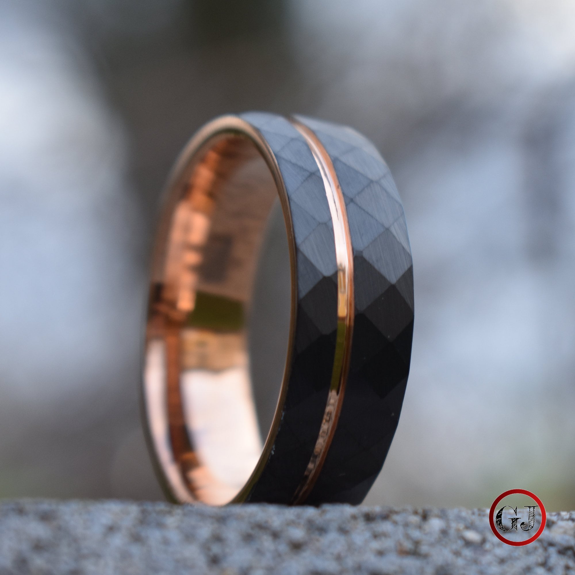 Hammered 8mm Black Tungsten Ring With Rose Gold Accent Mens Etsy Canada