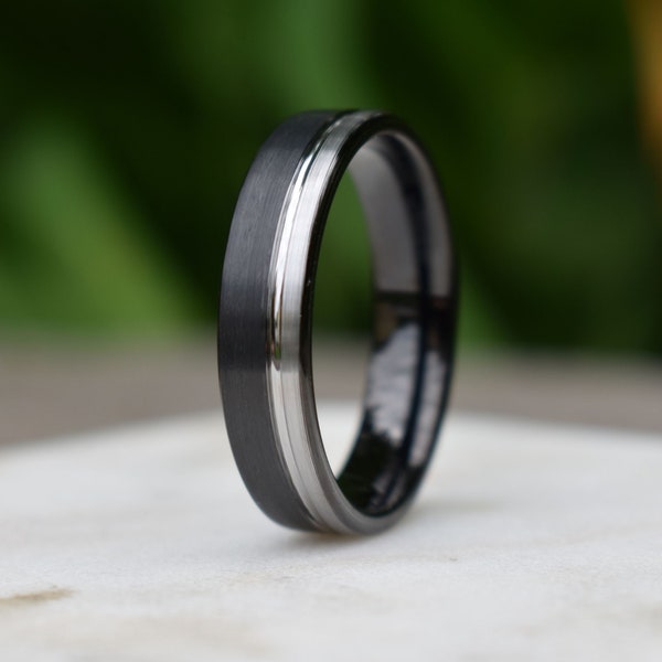 Anillo de tungsteno de 6 mm negro y plata cepillado con acento de plata pulida, anillo para hombre, banda de boda para hombre