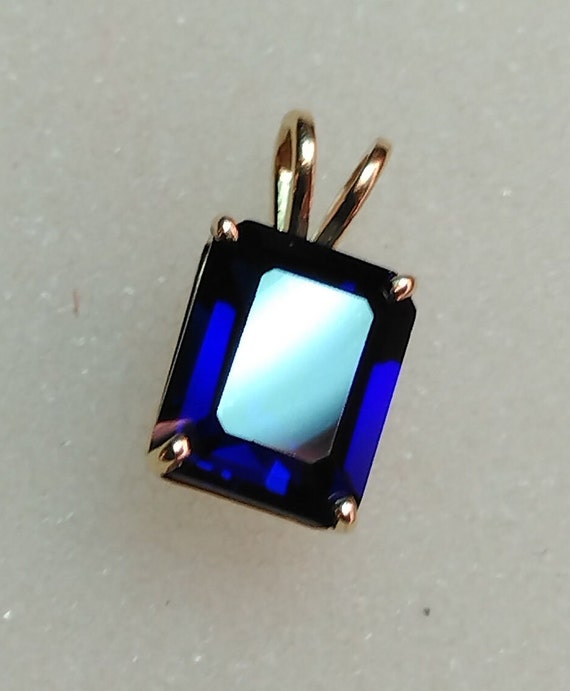 Exquisite Blue Reflective Translucent Stone Penda… - image 1