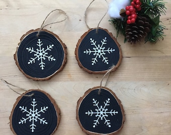 Snowflake Wood Slice Ornaments, Farmhouse Christmas Decor (Set of 4)