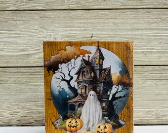 Rustic Haunted House Wood Sign, Halloween Decor