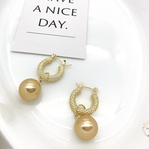 Große Gold Perlen Ohrringe, Sterling Silber Perlen Ohrringe, 14K gold filled Ohrringe, Cluster Ohrringe, stilvolle Ohrringe, Ohrringe für Frauen
