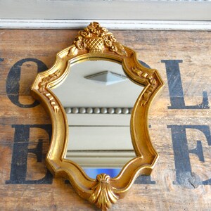 Gran espejo ovalado francés dorado XIX · Antique French gilded mirror  (VENDIDO) - Vintage & Chic