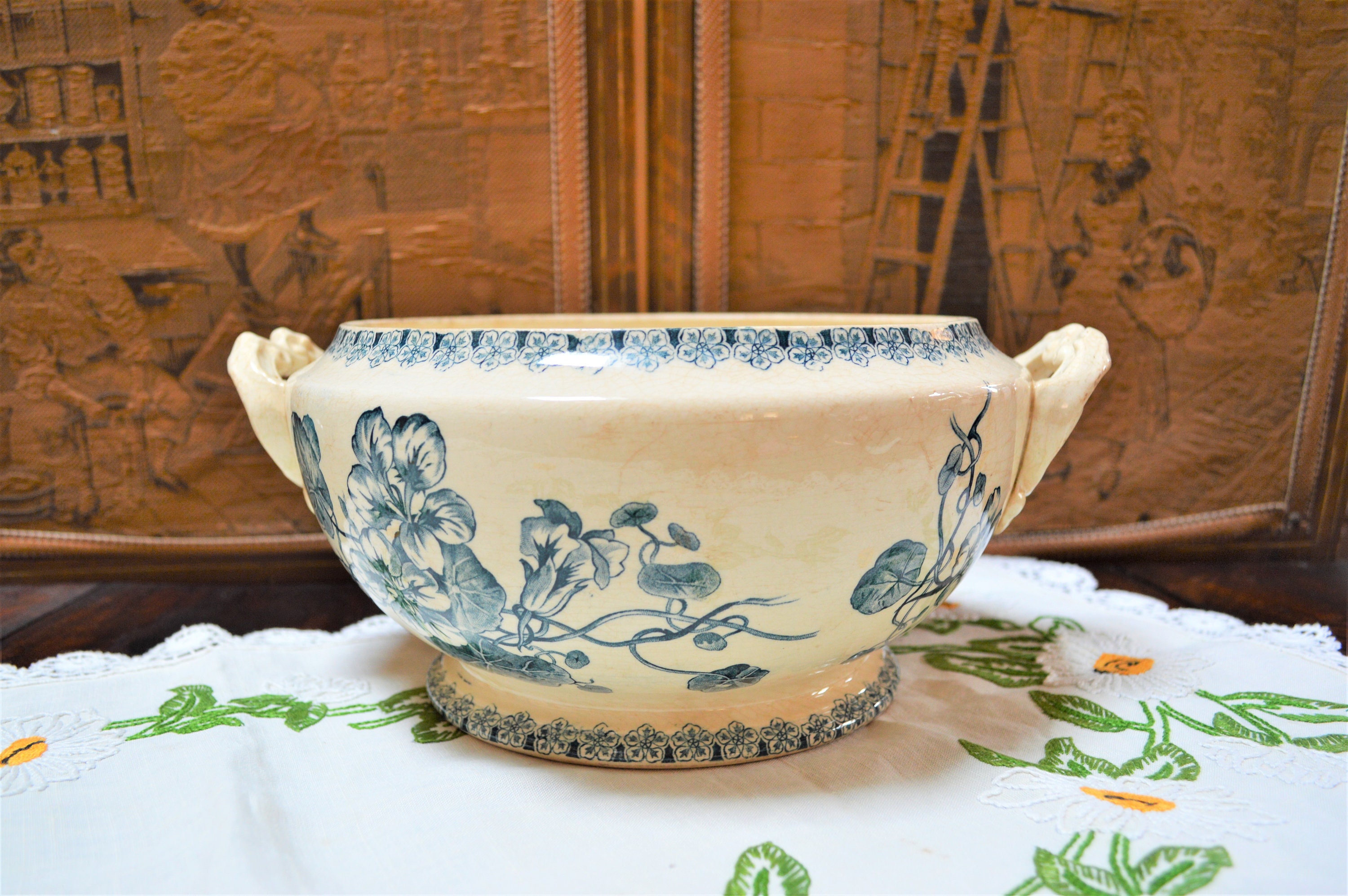 Français Gien Tureen, Bol de Service en Pierre Fer, Modèle Caoucines/Capucines, Transfert Bleu Foncé