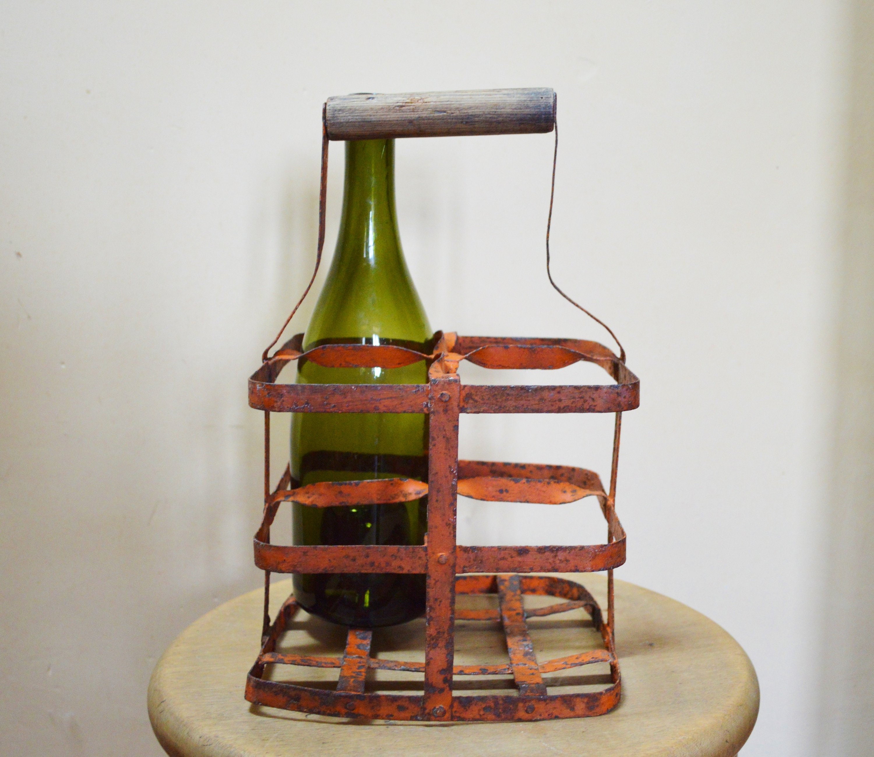 Français Porte-Bouteilles de Vin en Zinc, Poignée Bois, 4 Bouteilles, Vintage, Années 1930, Décor Ja