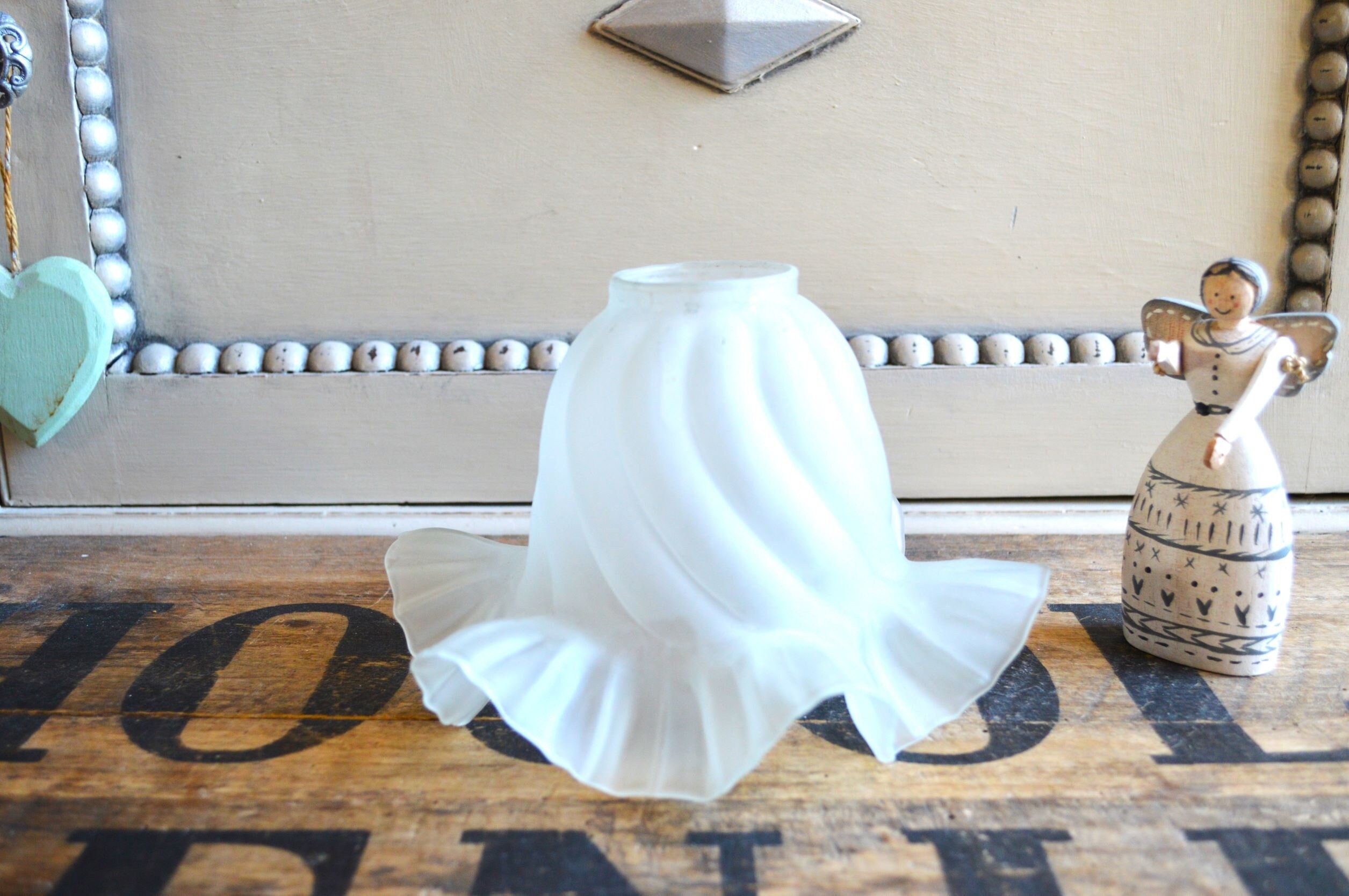 Tulip shaped lamp shades deals