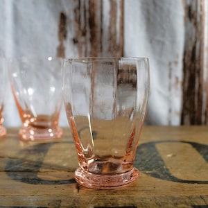 Art Deco French Blush Pink Shot Glasses: Vintage Liqueur Set