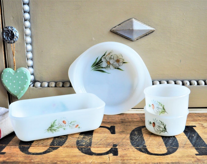 Vintage Arcopal Bakeware, Milk White Opal Glass, Gratin Baking Dish