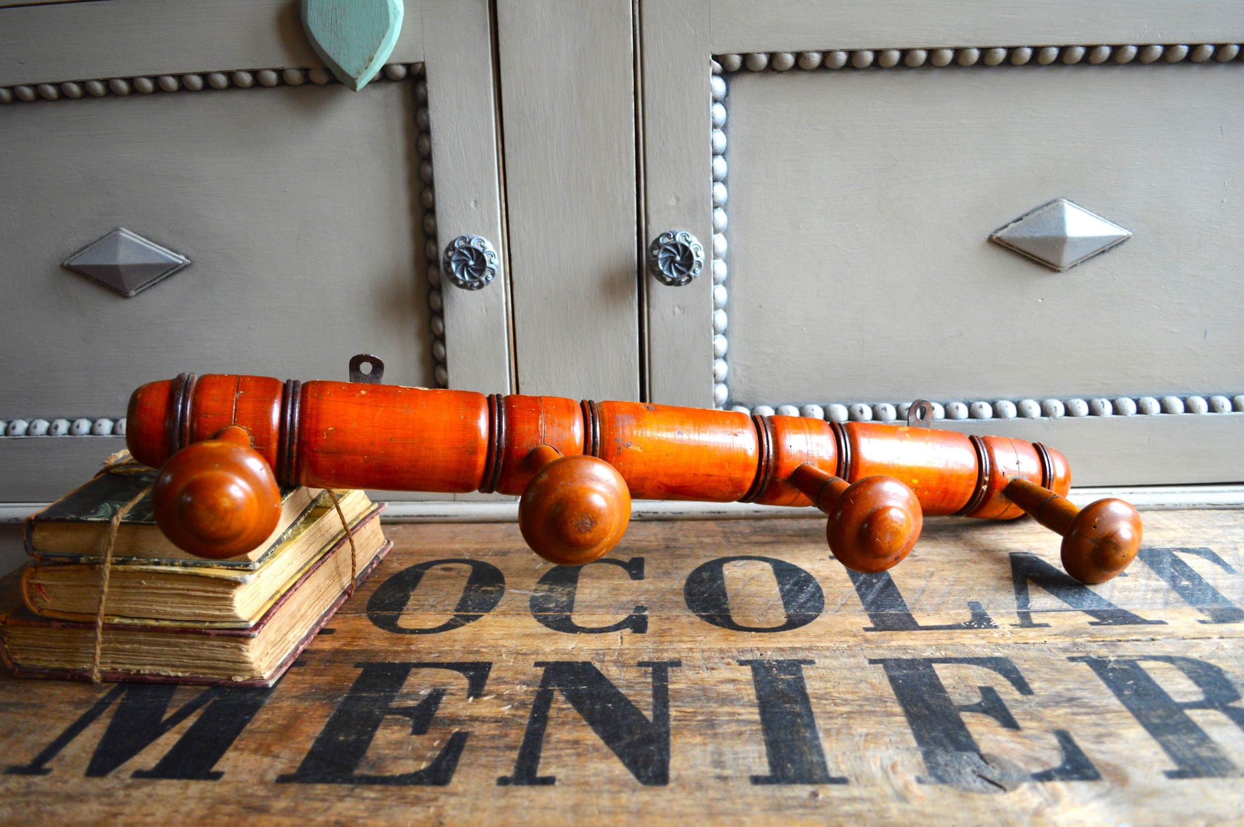 Porte-Manteau en Bois à 4 Chevilles, Porte-Manteau Français, Faux Bambou avec Chevilles