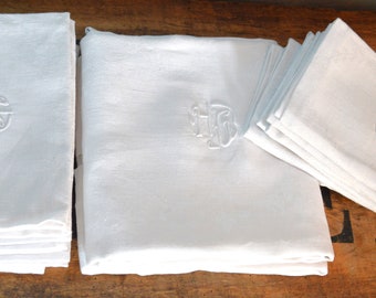 French white damask linen tablecloth & 12 serviettes with monogram, Extra large napkins, Handmade, Farmhouse table