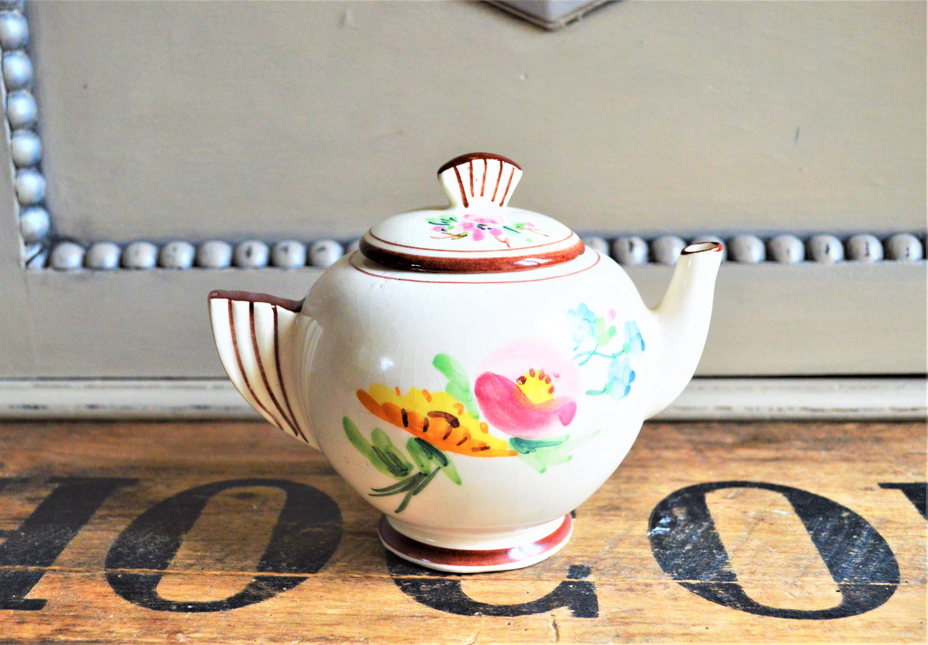 Théière Art Déco Français, 1 Litre, Fait à La Main, 1920 - 30S Signé, Décor Floral, Cuisine de Ferme