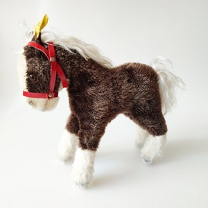 コレクターや愛好家のためのヴィンテージの動物シュタイフドイツ馬のぬいぐるみ。ドイツ製 70年以上のTOPコンディション