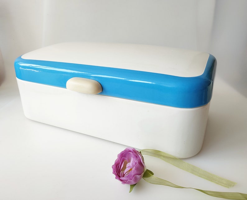 Vintage Enamel Bread Box Rounded Corners - Ca 1950 White Blue Baby Blue ...