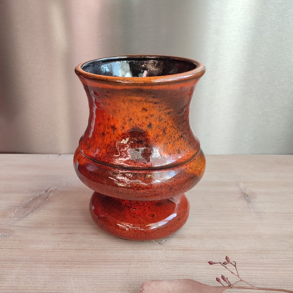 Vintage Vase mit Fuss mit Fat Lava Vulkan Glasur in Farbe Orange Braun 70 er Jahre