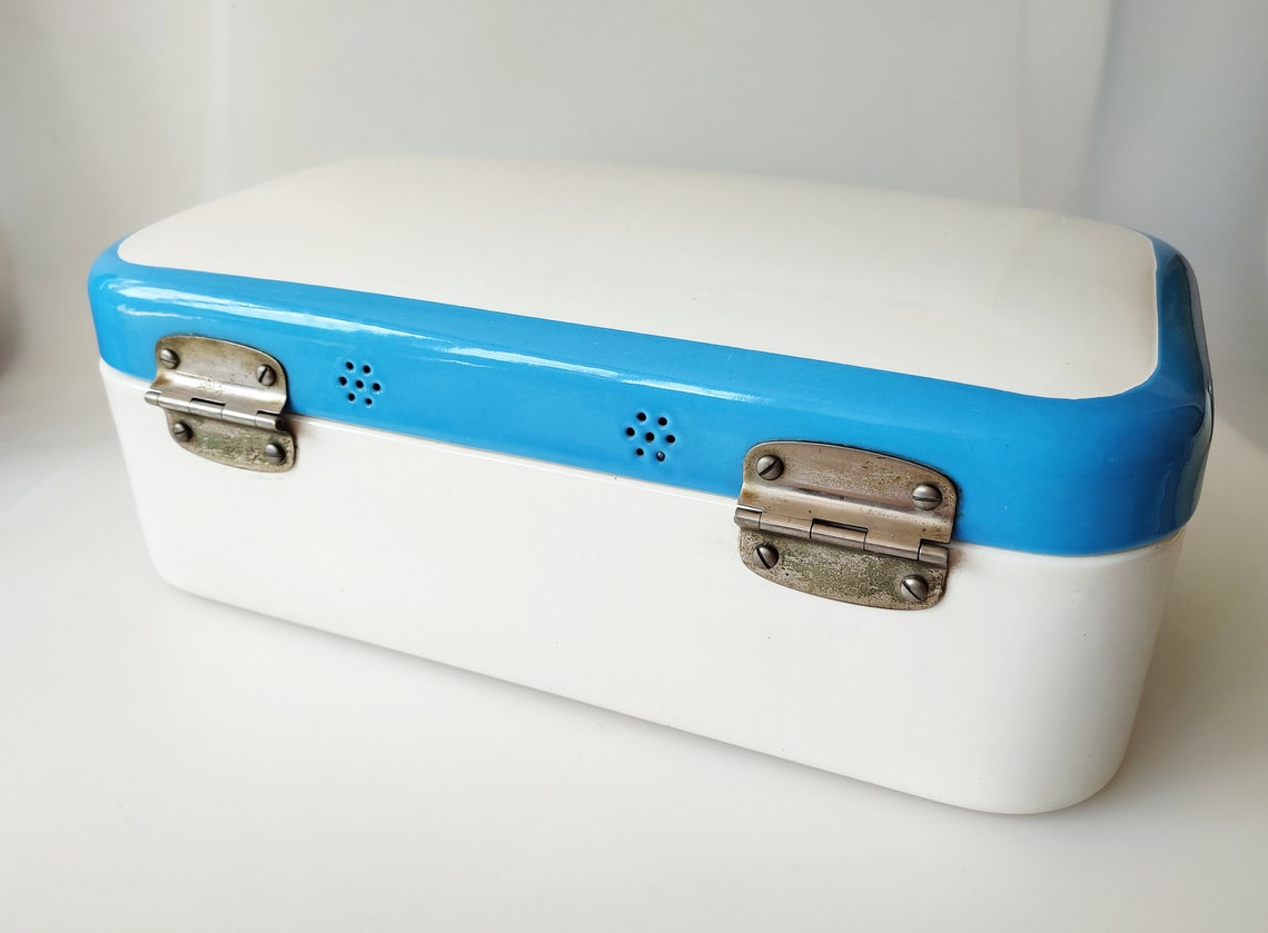 Vintage Enamel Bread Box Rounded Corners - Ca 1950 White Blue Baby Blue ...