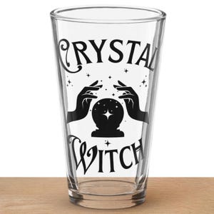 CRYSTAL WITCH Pint Bierglas Hexen brauen Geschenk für Witchy Woman 16oz