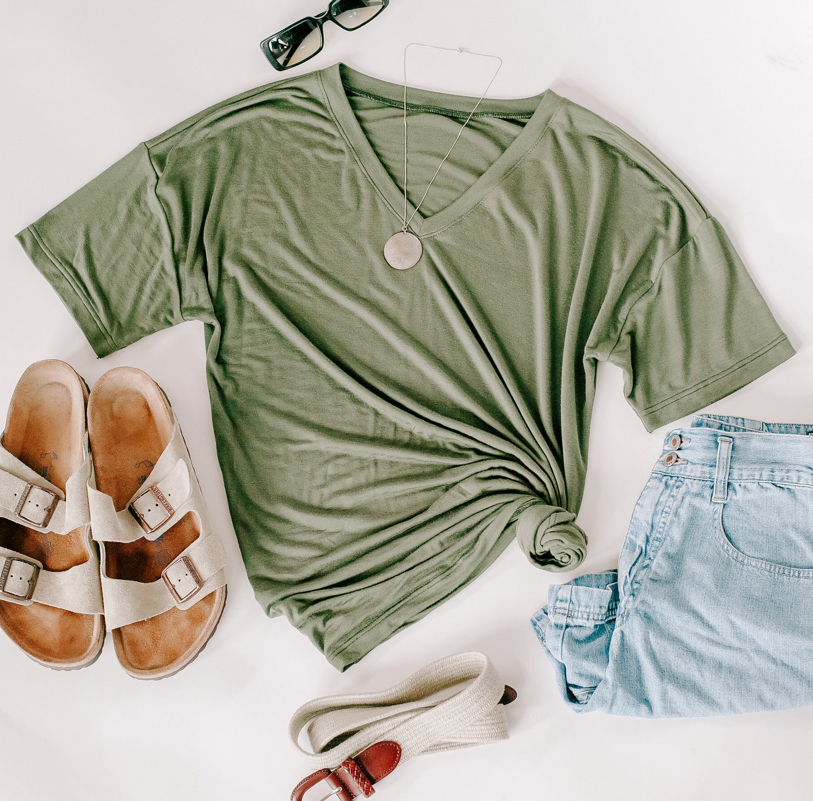 Baggy V-Neck Print Top main image 0