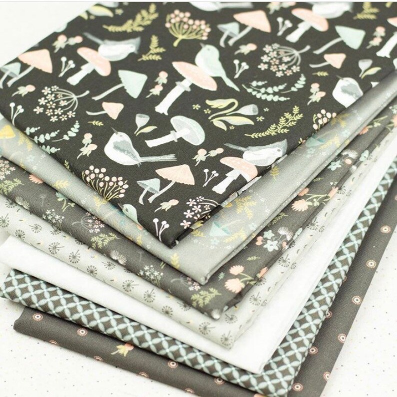 Cut Continuously WS20309 Mushroom Toss Peach WOODLAND SONGBIRD by Poppie Cotton 12 Yard Increments