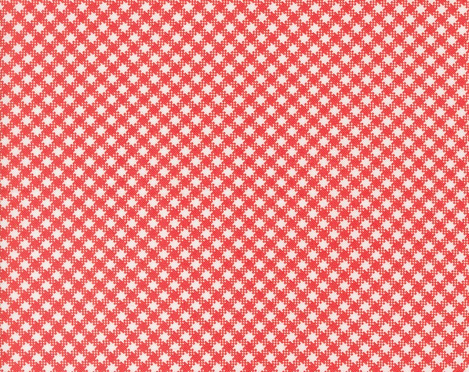 Jelly and Jam by Fig Tree Quilts for Moda - Gingham 20495-12 Strawberry ...