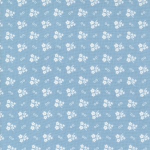 30s Playtime by Linzee Kull McCray for Moda Fabrics - Daisy Dots 33755-20 Sky - 1/2 Yard Increments, Cut Continuously